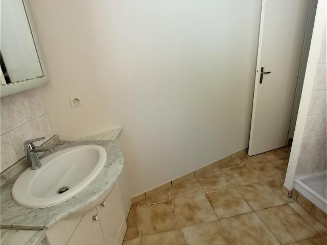 LOCATION STUDIO CENTRE VILLE MONTLUCON
