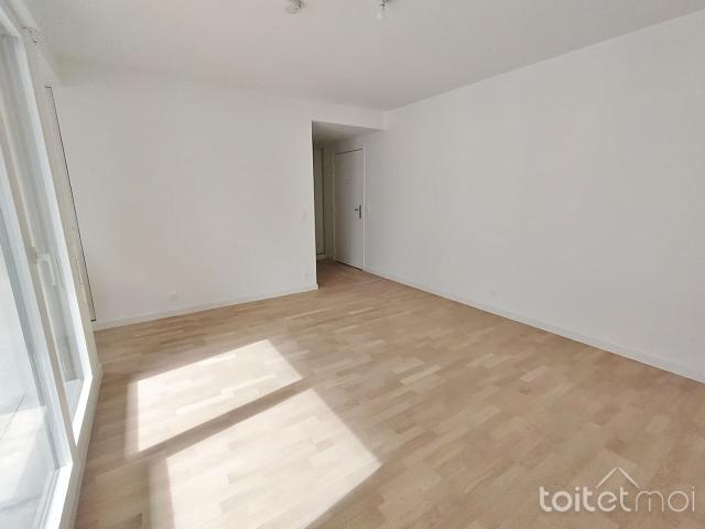 LOCATION STUDIO à GIF SUR YVETTE