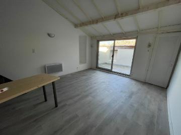Location Studio avec terrasse et mezzanine | Agence Delas