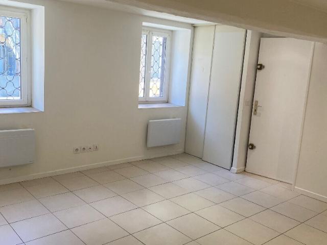 LOCATION STUDIO OULLINS