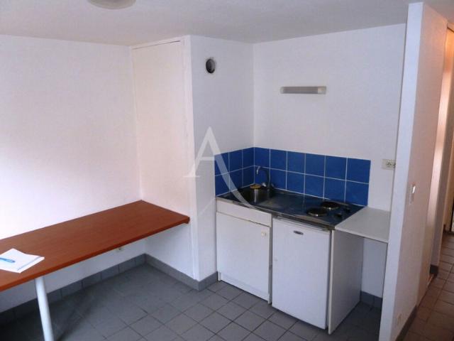 LOCATION: STUDIO LUMINEUX 18 m² À LUNEVILLE