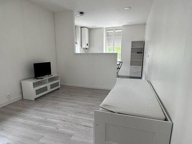 Location studio meublé à Viroflay