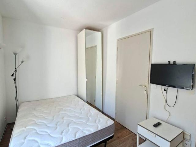Location Studio meublé de 15 m² proche de la gare et du Collège d'Alzon