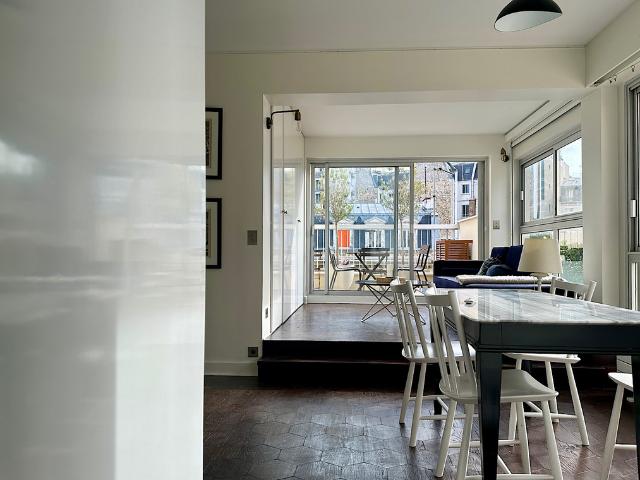 Location studio meublé de 40 m2 rue de la Pompe à Paris