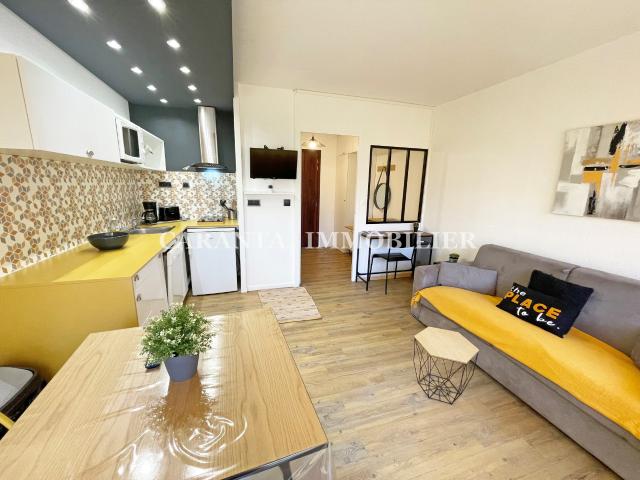 Location studio meublé Sainte Maxime avec eau et EDF inclus