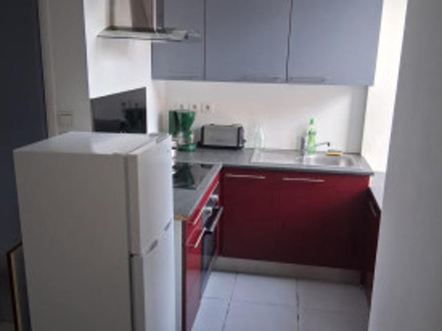 location studio meublé 27m2