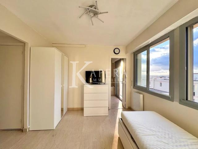 LOCATION STUDIO MEUBLE 20M2 NICE CORNICHE FLEURIE CALME D