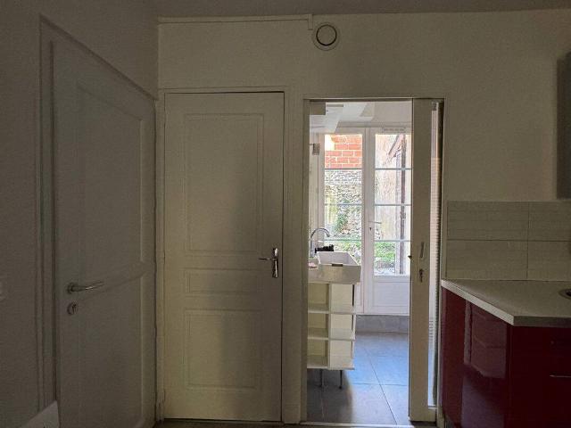 Location studio meublé 22 m2