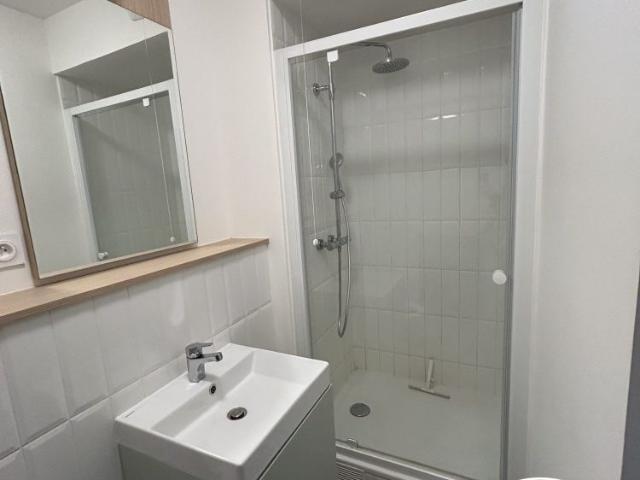 LOCATION STUDIO MEUBLE