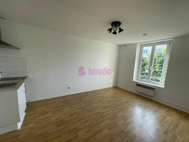 LOCATION STUDIO ROMBAS