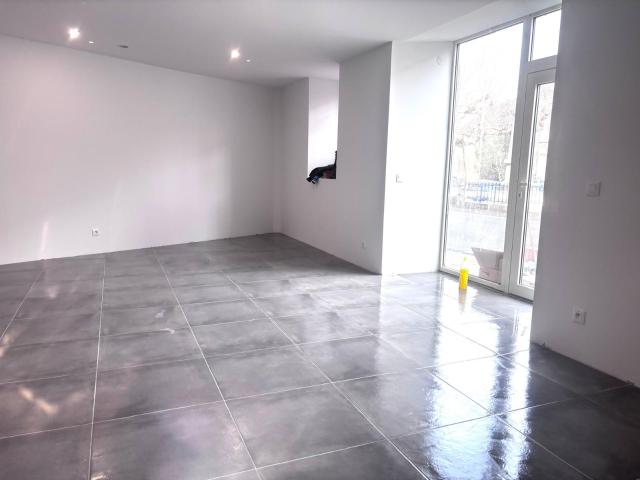 Location studio Riols 1 pièce 46m² 400€ | Laborie Immobilier