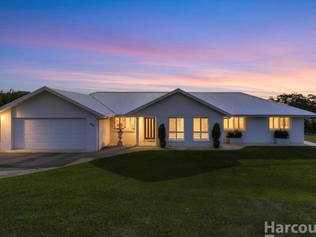 Location, style and luxury in coveted King Creek