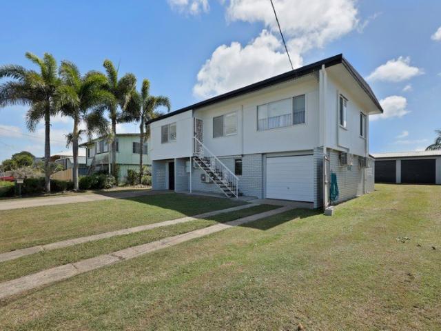 LOCATION, STYLE & CONVENIENCE!