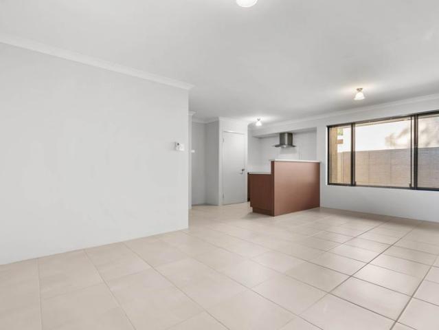 LOCATION/CONVENIENCE/LOCK&LEAVE