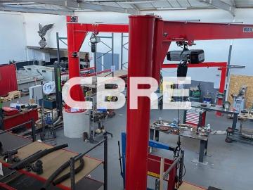 louer Local Commercial à Alpes - Parking