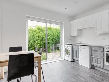 Lochaline Street, London, W6 9SJ, United Kingdom | 2 bed apartment for rent #109881474 | Rentberry