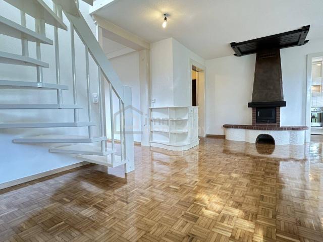 Lochau 4 Zimmer Maisonette Wohnung auf 2 Stockwerken, in nächster Nähe zum Wohngebiet Bäumle in Lochau, fußläufig in wenigen Gehminuten die beliebten Badebuchten rund um die Alte Fähre, ideal für Personen, die den Bodensee lieben