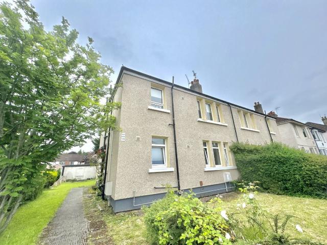 Lochfield Road, Renfrewshire, Paisley PA2, 2 bed flat to rent, £950 pcm | PrimeLocation