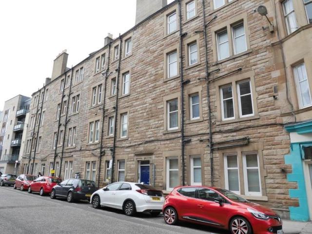 Lochrin Place, Edinburgh EH3, 1 bed flat to rent, £995 pcm | PrimeLocation