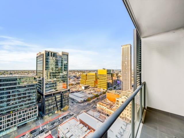 Lock and Leave Luxury in the Heart of Perth