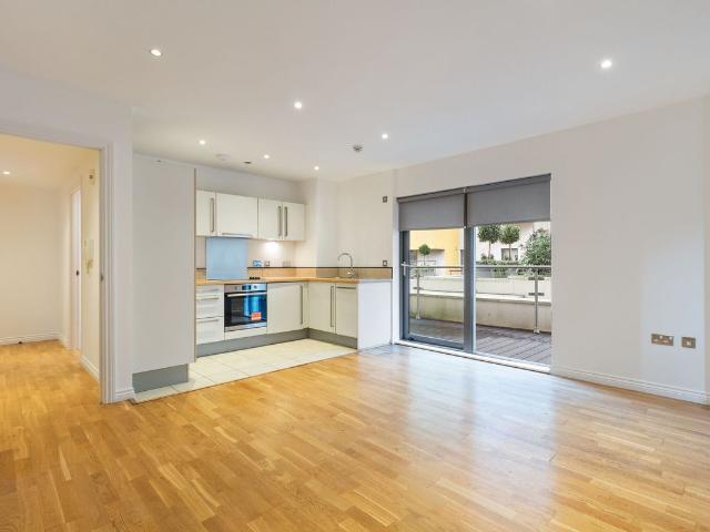 Lock House, Oval Road, London NW1, 2 bed flat to rent, £2,950 pcm | PrimeLocation