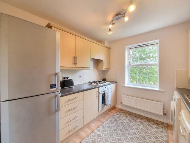 Lock Keeper Close, Leicester 2 bed flat to rent £975 pcm £225 pw