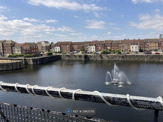 Lock Keepers Court, Hull HU9, 2 bed flat to rent, £800 pcm | PrimeLocation