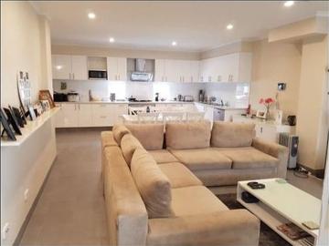 LOCK & LEAVE Beautiful 4 or 3 with an office bed, 2 Bath 3 WC, double lock up GARAGE, EASY CARE 3 storey Townhouse in central strategic near City CBD