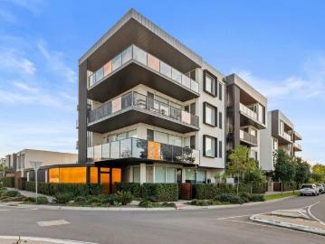 Lock up and leave Penthouse Living in the Heart of West Lakes