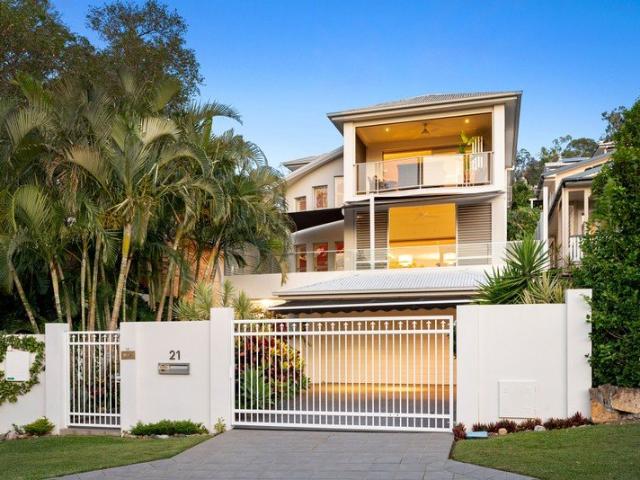Lock Up & Leave Luxury Home Ideal for Teenagers