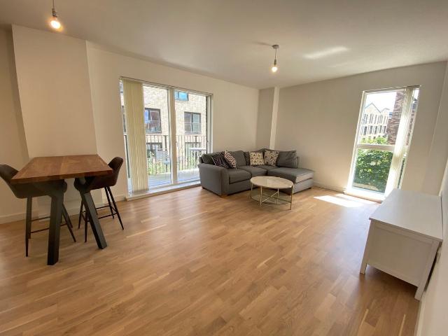 Lockgate Mews, Manchester M4, 2 bed flat to rent, £1,850 pcm | PrimeLocation