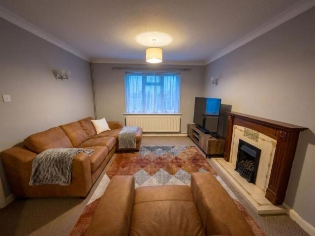 Locke Way, Stafford, ST16