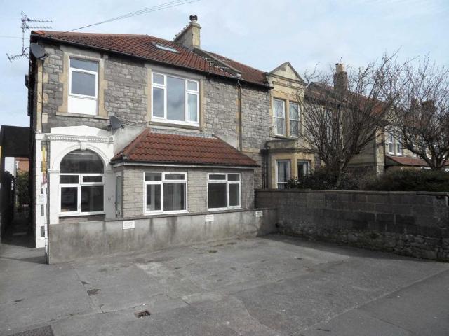 Locking Road, Weston Super Mare 2 bed flat to rent £1,060 pcm £245 pw
