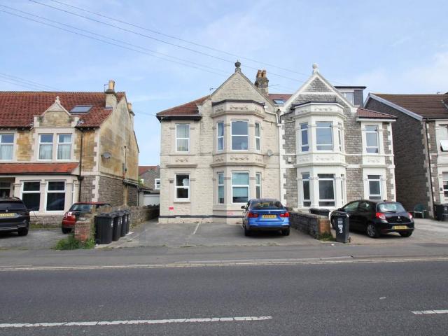 Locking Road, Weston super Mare 2 bed flat to rent £1,200 pcm £277 pw
