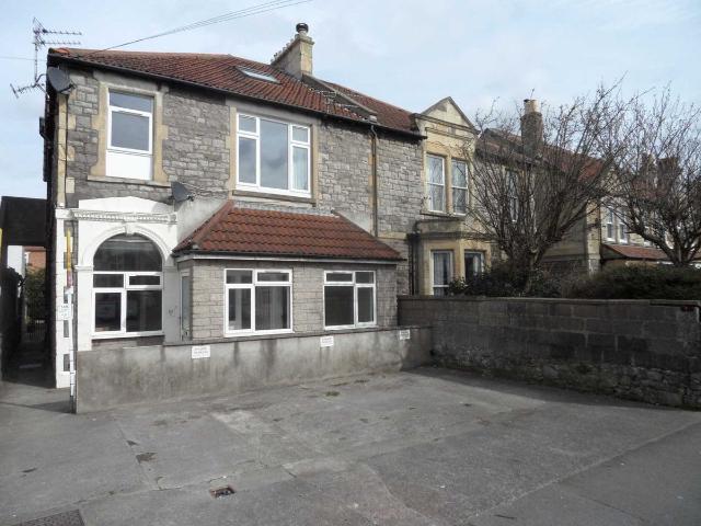 Locking Road, Weston Super Mare BS23, 2 bed flat to rent, £1,060 pcm | PrimeLocation