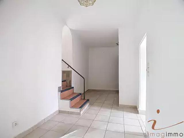 Lodève 34700 Achat / Vente appartement 2 pièces t2