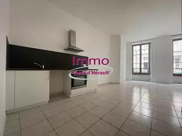 Lodève 34700 Location appartement 3 pièces t3