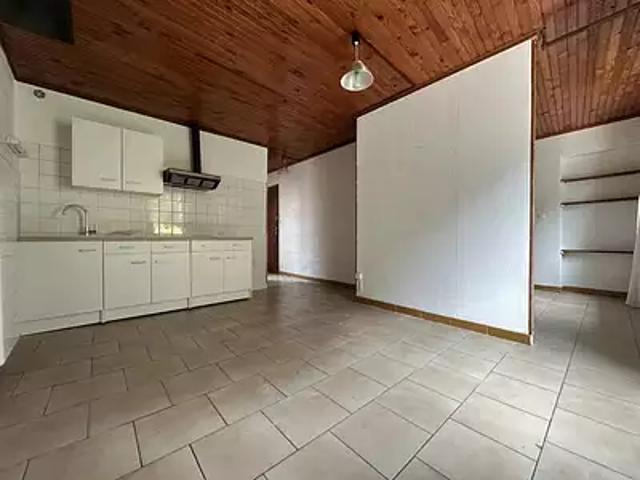 Lodève 34700 Location appartement 1 pièce t1