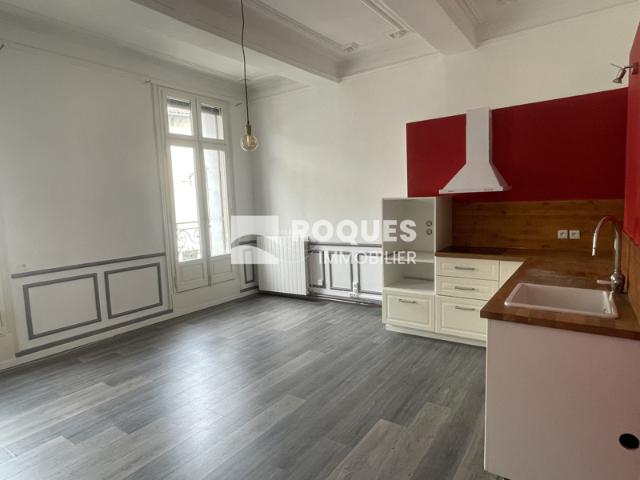Lodeve centre, Appartement T3, 64.96 m2