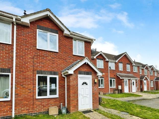 Lodge Court, Donnington Wood TF2, 2 bed terraced house to rent, £900 pcm | PrimeLocation