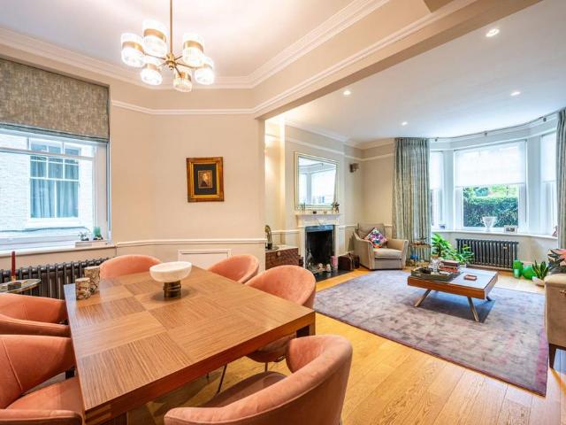 Lodge House, 69 Beaufort Street, London, SW3 5AE, United Kingdom | 3 bed apartment for rent #139067898 | Rentberry