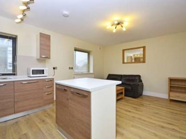 Lodge Lane, London N12, 1 bed flat to rent, £1,538 pcm | PrimeLocation