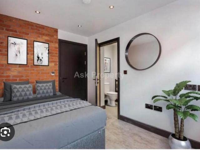 Lodge Lane Room, Derby 1 bed in a house share to rent £900 pcm £208 pw