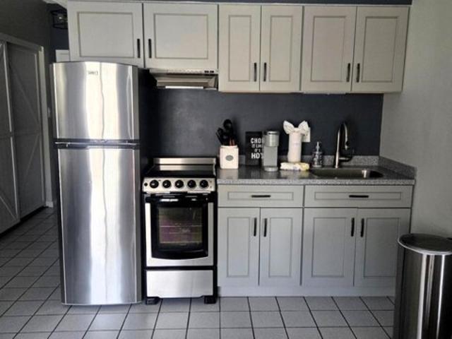 Lodge Rd Unit A, Lincoln, Condo For Sale
