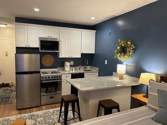 Lodge Rd Unit A, Lincoln, Condo For Sale