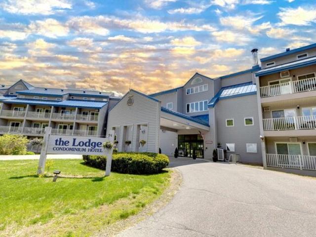 Lodge Rd Unit C, Lincoln, Condo For Sale
