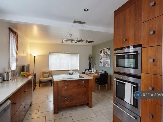 Lodge Road, Newport, NP18 1 bed in a house share to rent £530 pcm £122 pw