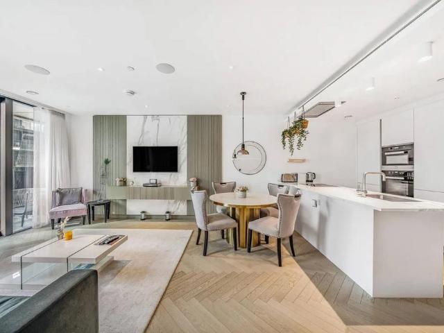 Lodge Road, London NW8 2 bed flat to rent £5,499 pcm £1,269 pw