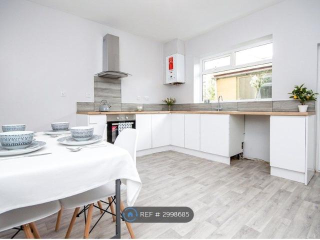 Lodge Street, Accrington BB5, 2 bed terraced house to rent, £700 pcm | PrimeLocation