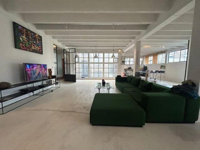 Loft meublé d'1ch!